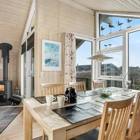 2 Bedroom Awesome In Hvide Sande * Bjerregard