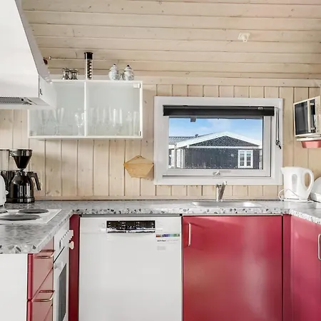 Holiday home 2 Bedroom Awesome In Hvide Sande